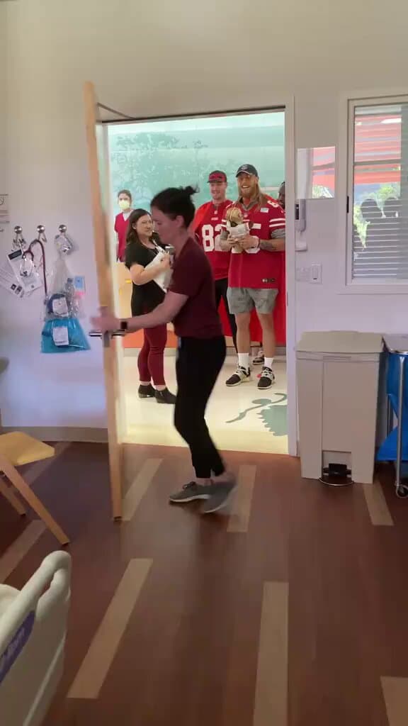 49ers Heartbreak Hospital Visit To Dying Young Fan Stuns NFL